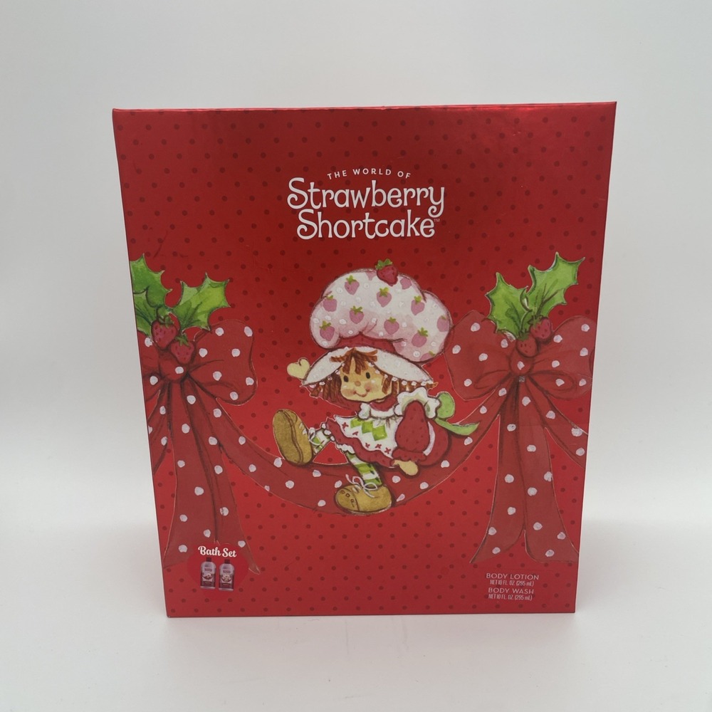 Strawberry Shortcake Gift Set with 10oz Body Wash And Lotion - Strawberry Cream